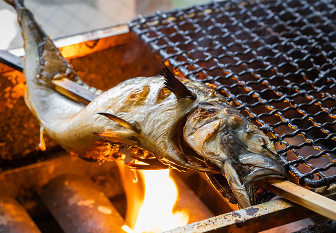 Extra-large Whole Salted Grilled Mackerel